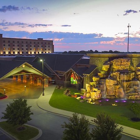 Cherokee Casino West Siloam Springs Resort Exterior foto